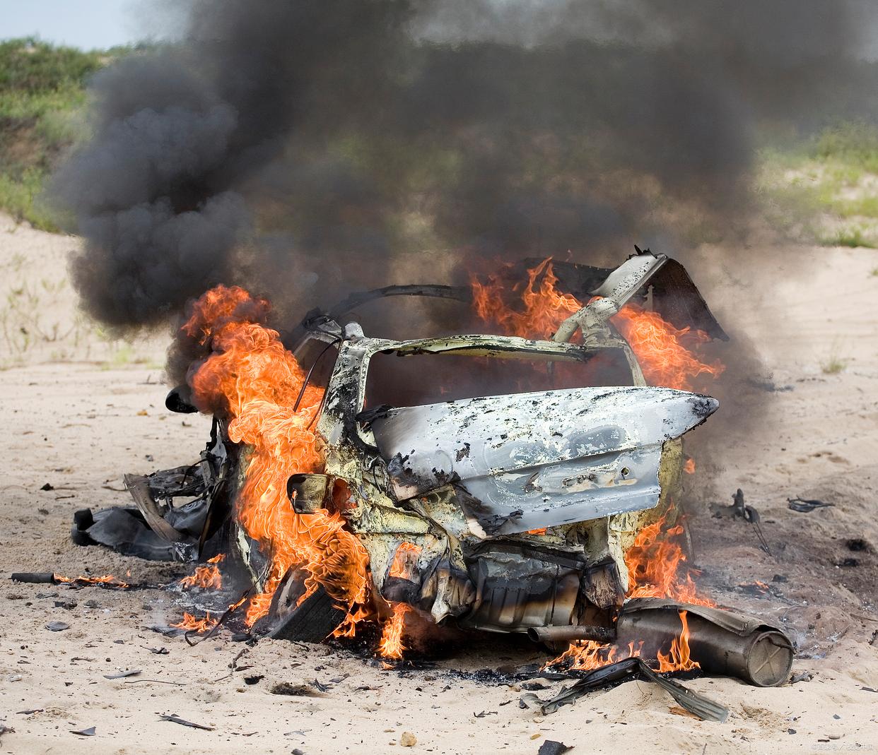 理想MEGA起火事故背后：冷却液新国标下的安全漏洞与行业破局之道